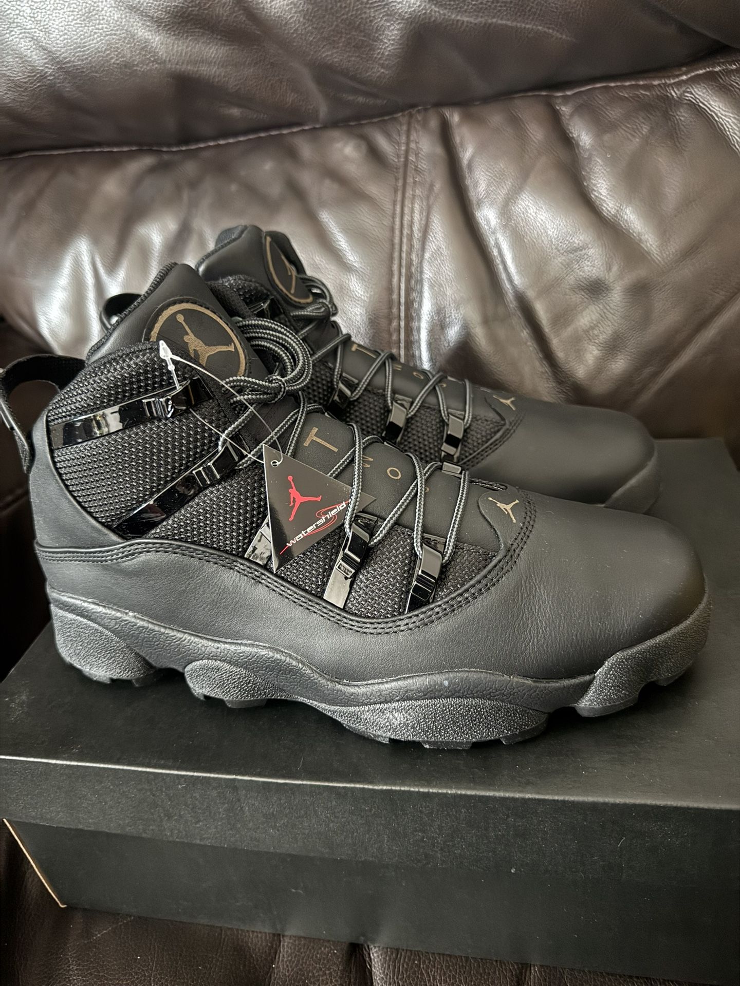 New Jordan Winterize 6 Rings sneaker