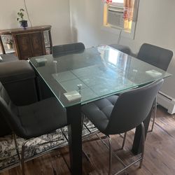 4 Chair Dinette 