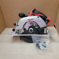 Milwaukee Circular Saw 
