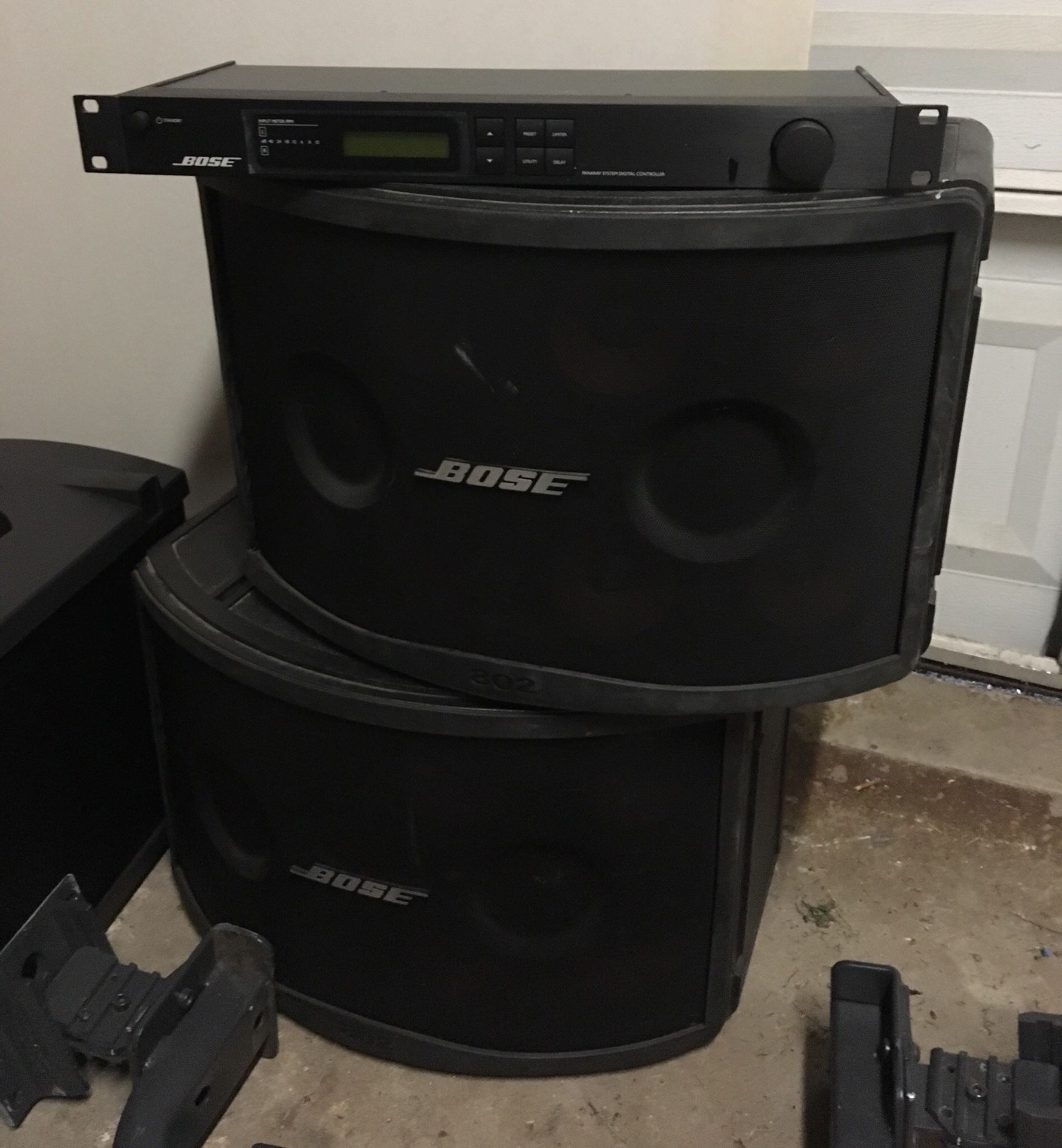 Bose Speakers, Subwoofer and Processor