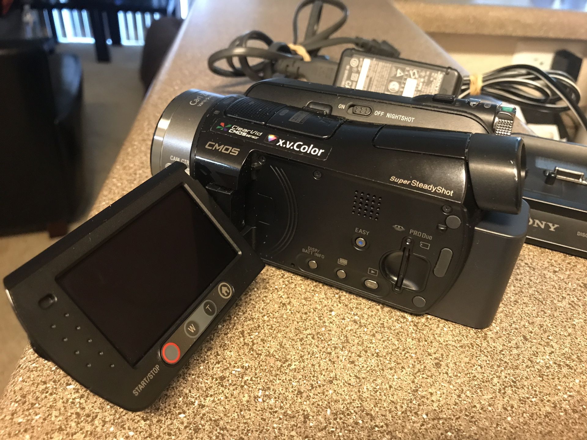 Sony HDRSR7 60GB High Definition Hard Disk Drive Camcorder With Charging Cradle Handycam for