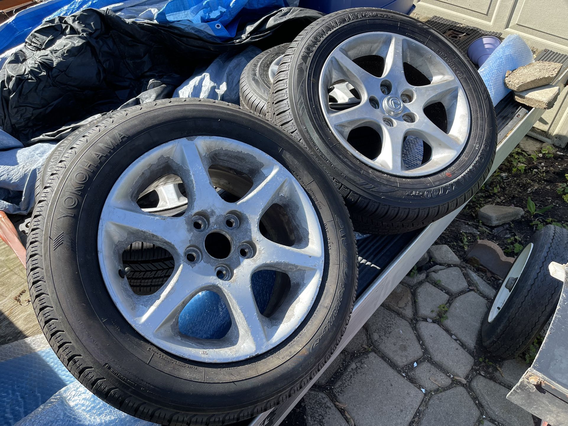 LEXUS - GS300 - 16" OEM WHEELS 16in