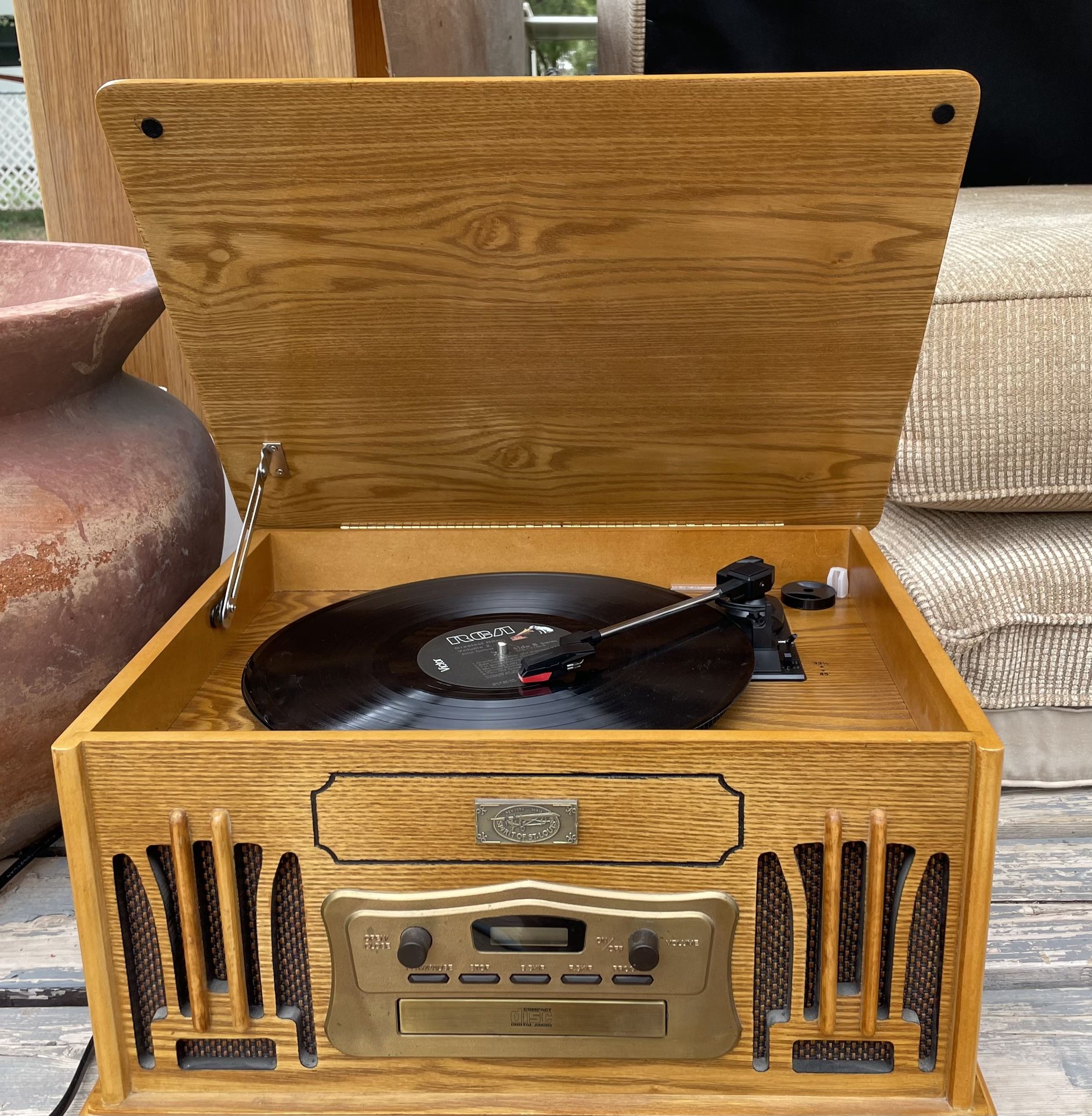 Music Console Vinyl/CD/ Cassette/Radio