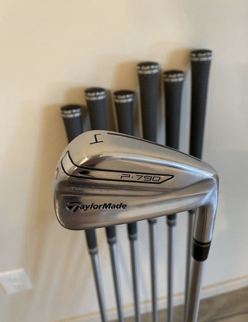 P-790 TaylorMade.