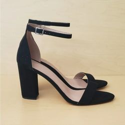 Madden Girl Beella Chunky Heel Sandals | Women's Size 8.5