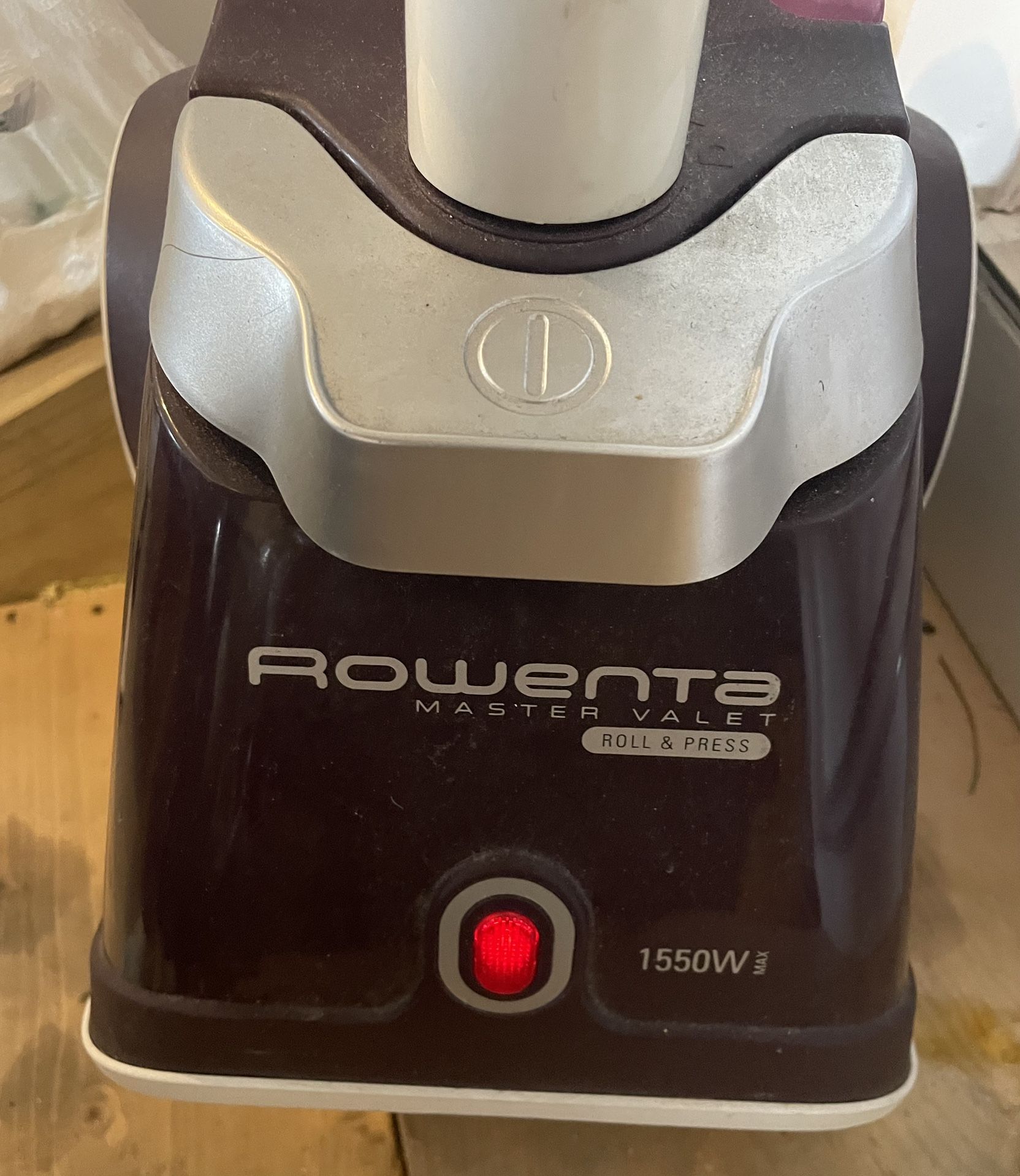 Rowenta Master Valet Roll & Press Stand-Up Vertical Garment Steamer 1550W Tested