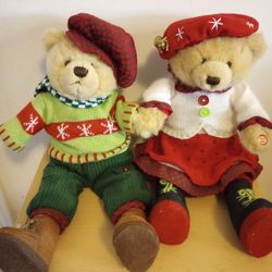CHRISTMAS SINGING BEARS (Like New)