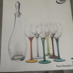 The Cellar 7piece Decanter Set