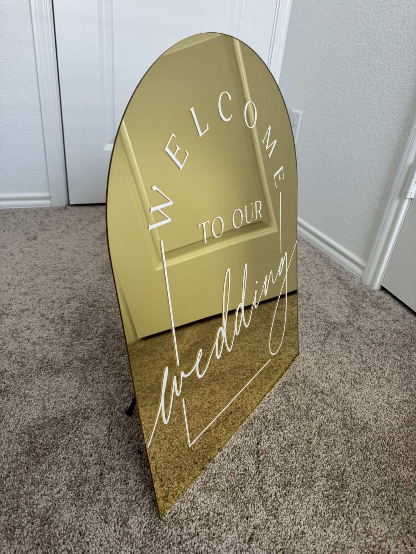 Welcome sign