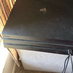 PS4 With Two Controllers Works Great 