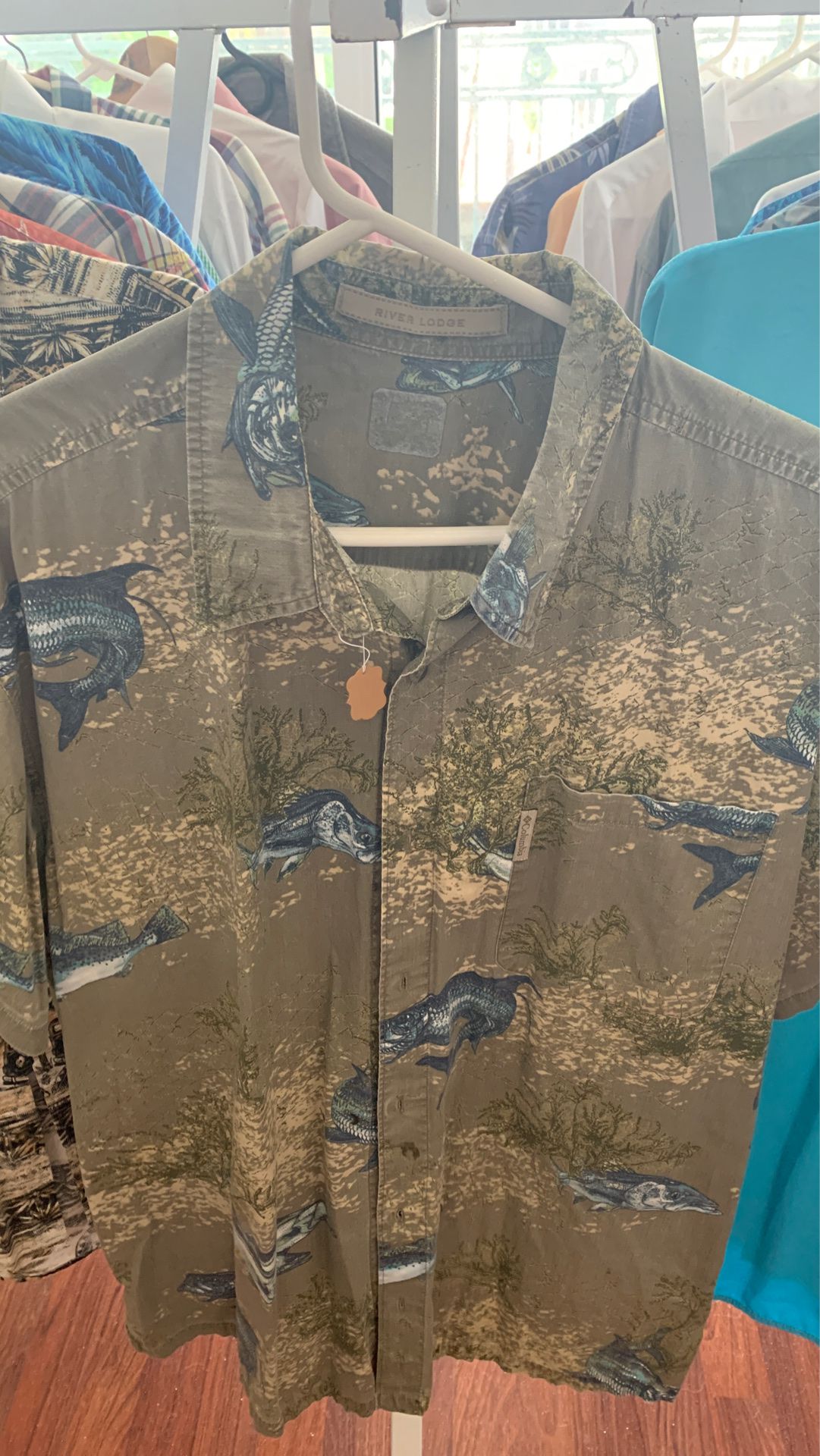 XXl Fishing shirt by Columbia brand