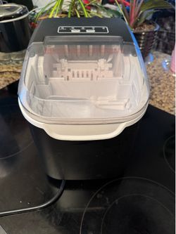 Mini Ice Maker- only used 2 months