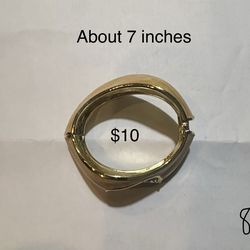 Women’s Costume Jewelry-Bracelets