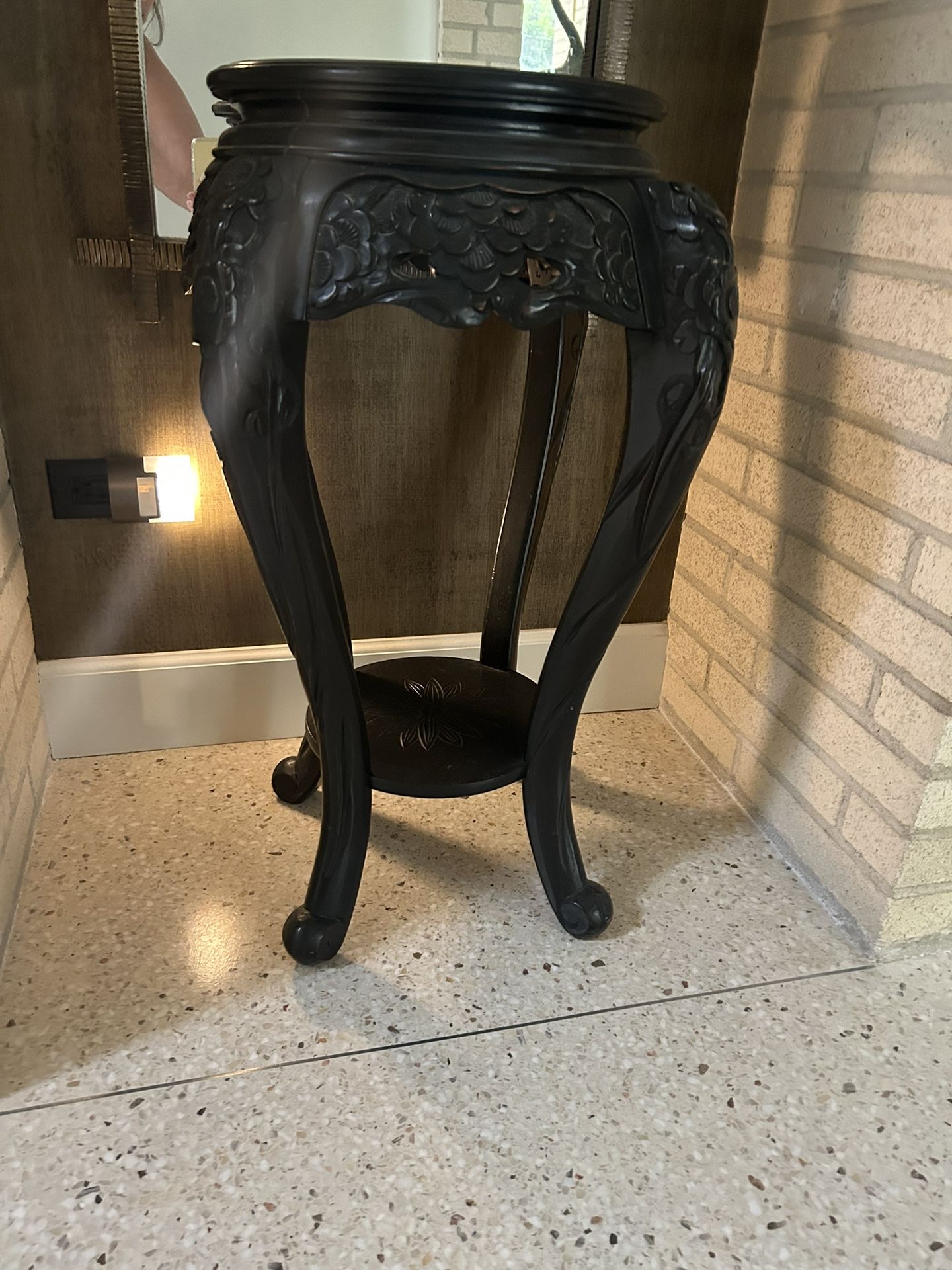 Vintage Carved Wooden Chinese Fern Stand Table ⚜️Circa 1930’s⚜️ Price Reduced to $425.00 — Or Best Offer