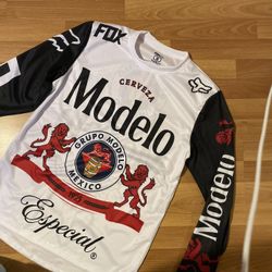 Modelo Fox Jersey