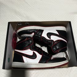Air Jordan 1 Bloodline 