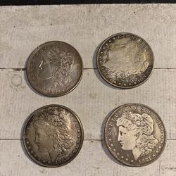 Replica silver dollars,4 (not real).