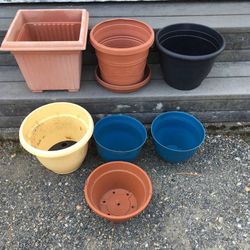 Lot of 7 Large Garden Flower Pots and 1 Saucer