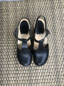 Swedish Hasbeens T Strap Clogs With Buckle Sandals