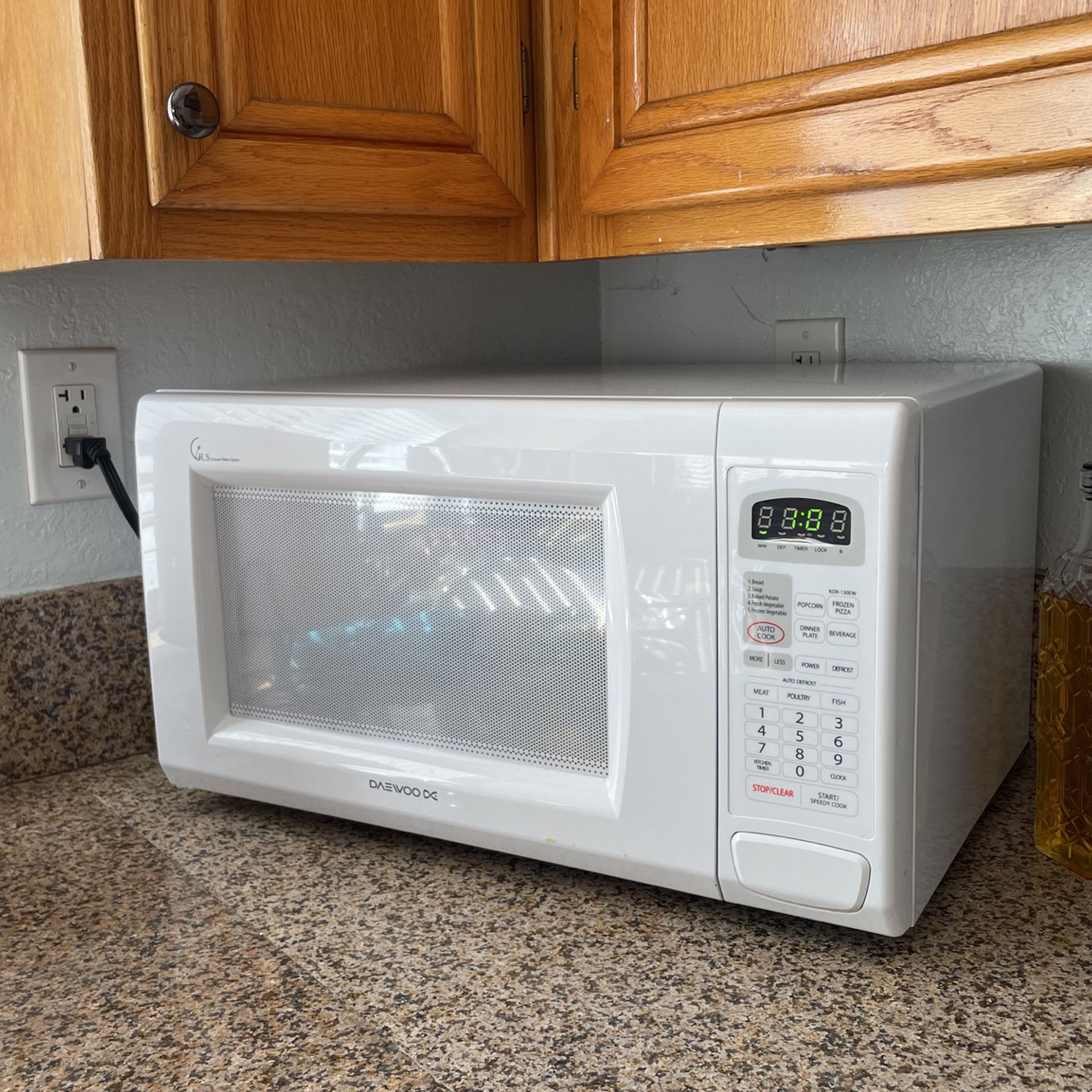 Daewood Microwave 