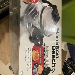 Waffle Maker 