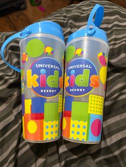 Universal Kids Resort | DrinkWorks Coca Cola Freestyle Straw Souvenir Cup Lot 2