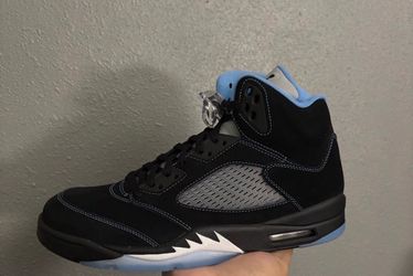 Jordan 5 black university blue size 12