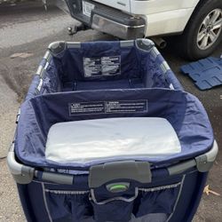 Eddie Bauer pack and play