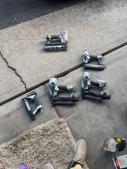 Finish nailers