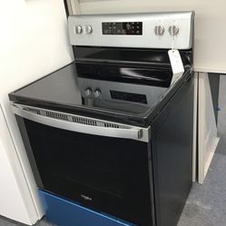 New Scratch And Dent Whirlpool 5 Burner Glass Top Stainless Steel Range. 1 year Warranty 