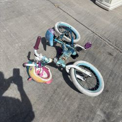 Small kids Frozen bike