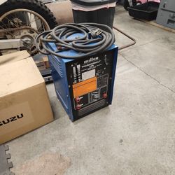Miller Thunderbolt 225 Welder