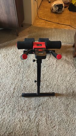 Ab workout machine
