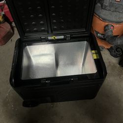 Electric Cooler 