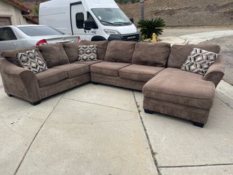 Sectional Ashley furniture