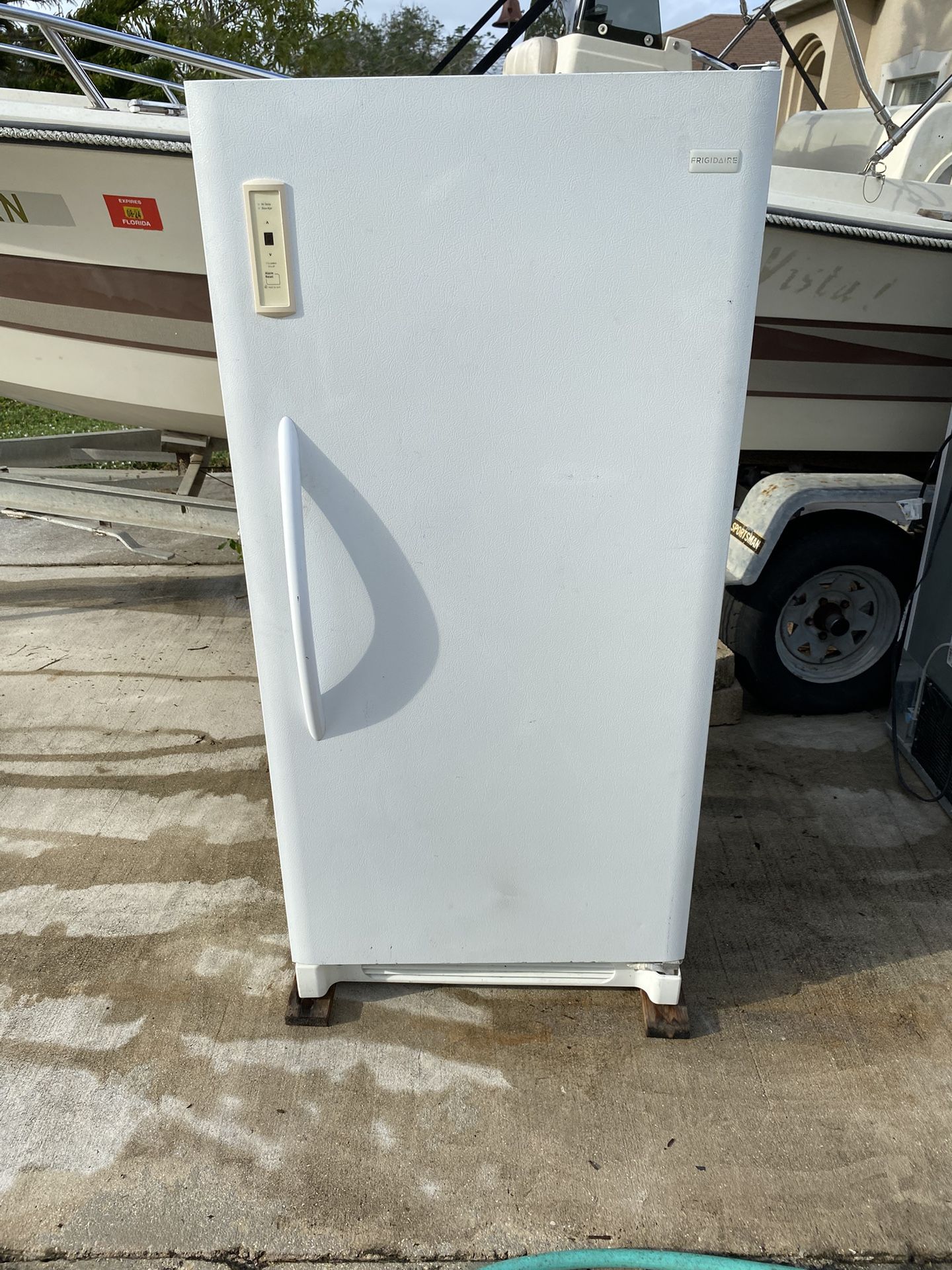 Frigidaire Standing Freezer