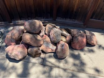 Large moss rock boulders
