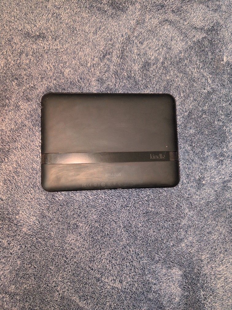 Amazon Kindle Tablet (Minor Scratch On Screen)