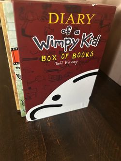 Diary of a Wimpy Kid Box of Books