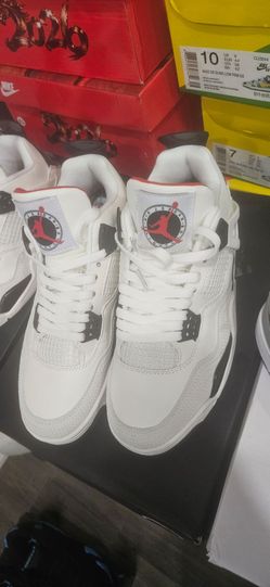 Jordan 4s