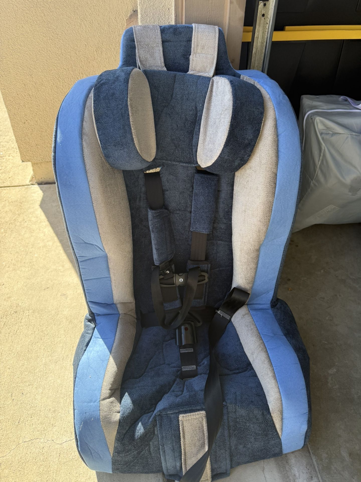 SPECIAL CAR SEAT BRAND NEW!!!!  