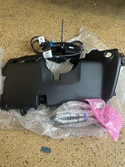 19-26 Silverado Sierra Upfitter kit- lights Aux switches