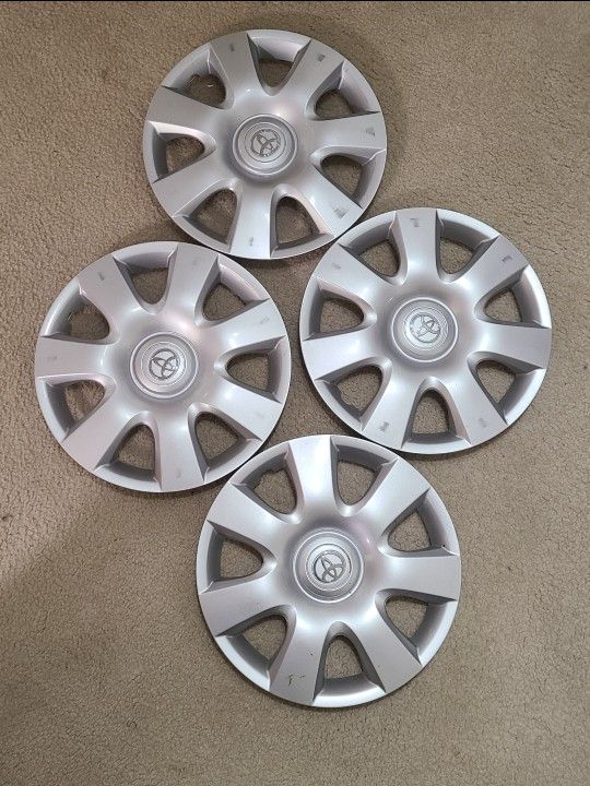 Hubcaps