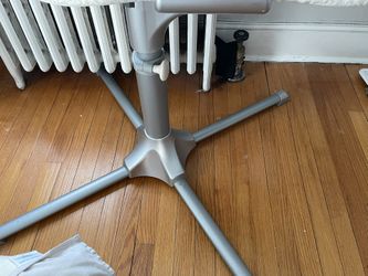 Halo Swivel Bassinest
