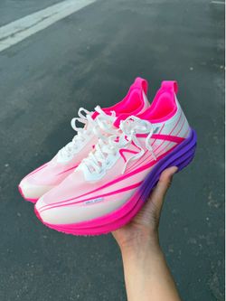 Sonic cat Marathon, running shoes sz 10.5-11