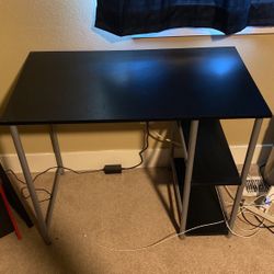 Black Desk