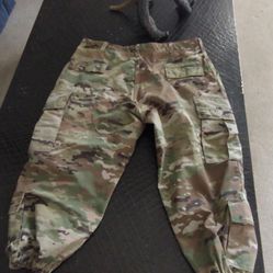 3 PairsUS Army Bdu Tactical Pants Medium Short