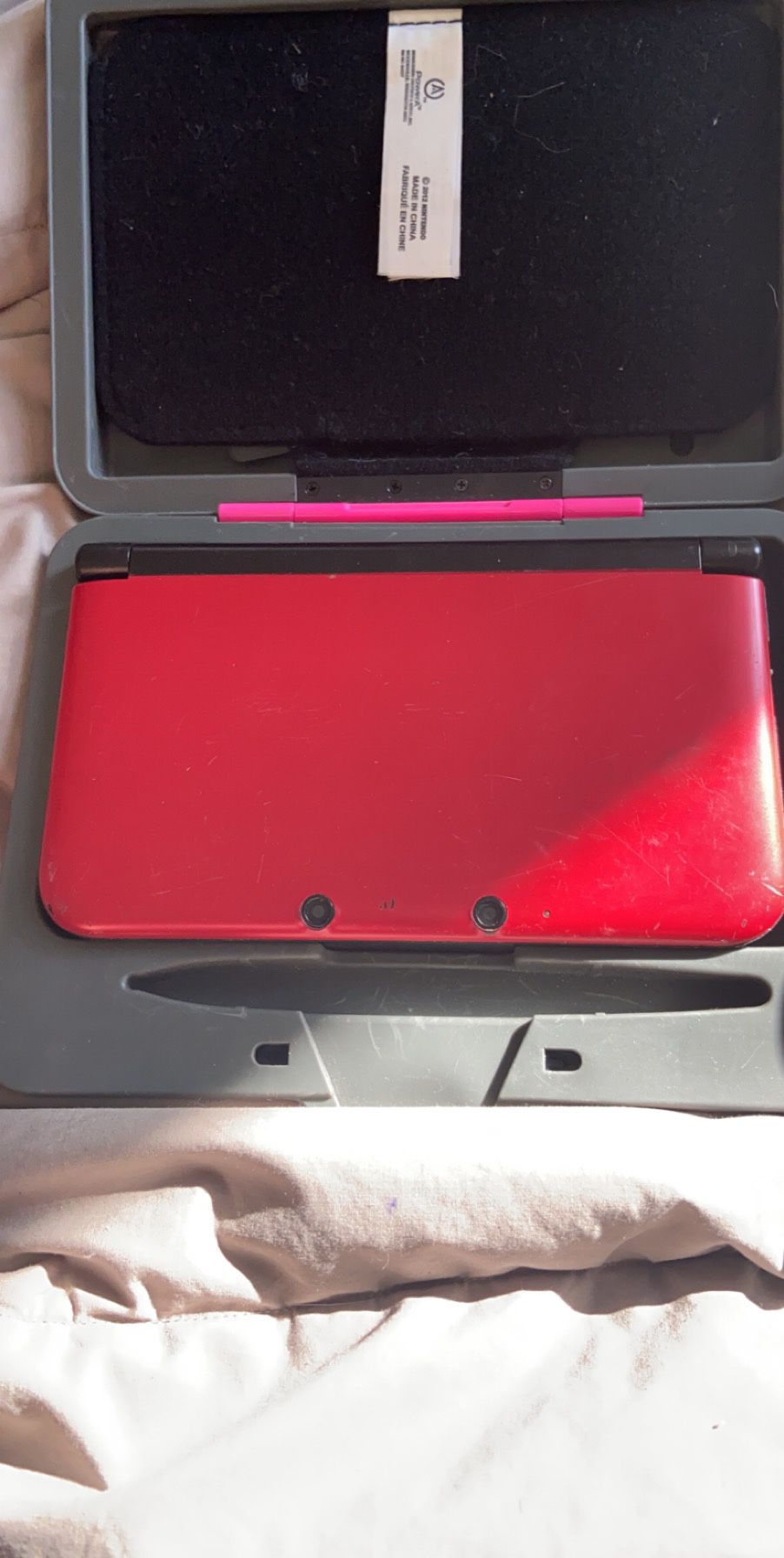 Nintendo 3ds XL and case