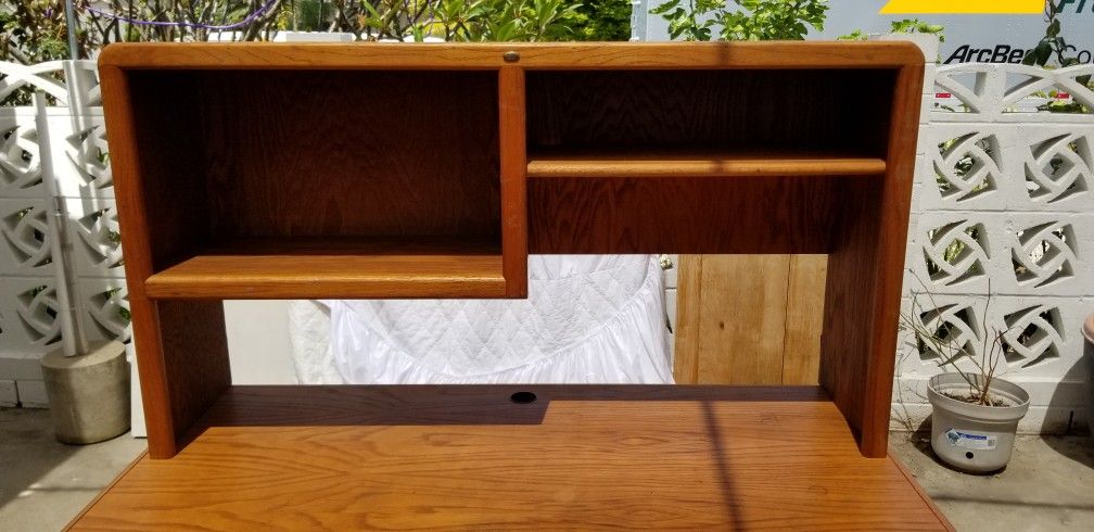 Desk And Hutch 2 Piece Wood With Keyboard Tray