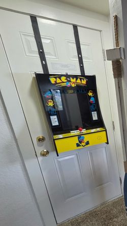 PAC Man Arcade Game